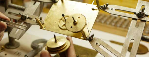 Some of the wall clock clock repair services we offer are: